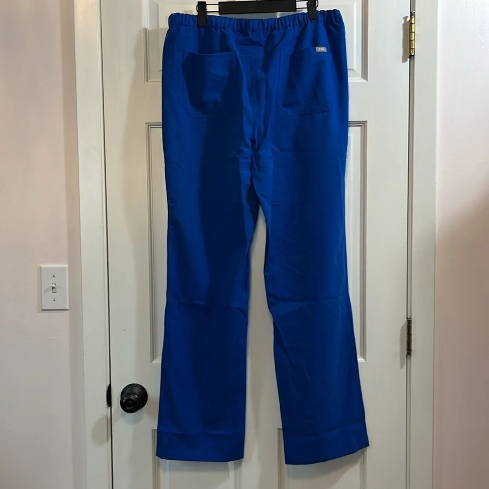Figs Scrubs Technical Collection Men's Pisco Basic Scrub Pants - Size Large